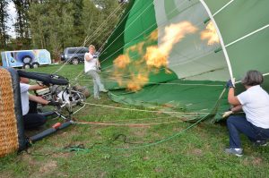 Ballonvaart vlam opzetten luchtballon
